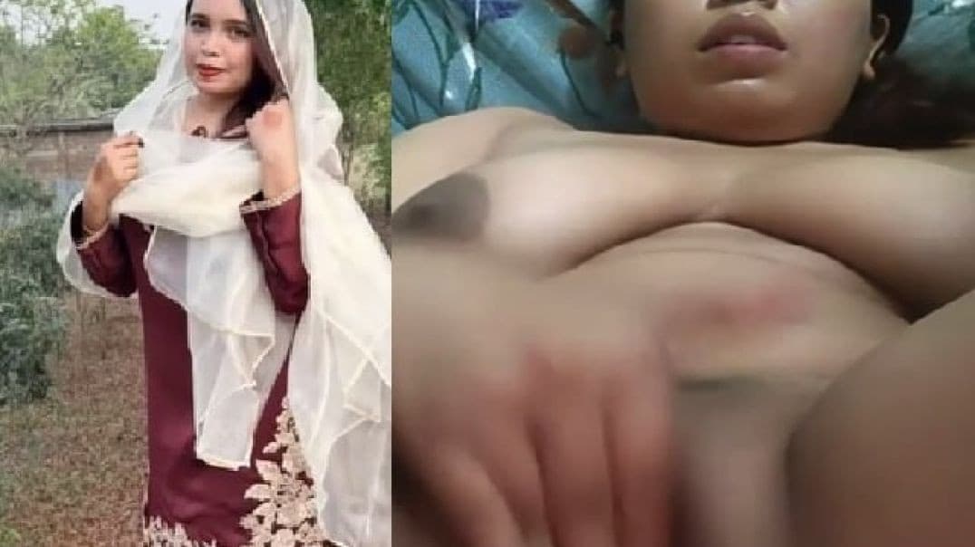 Bangladeshi Live Cam Boudi Fingering Her Pussy