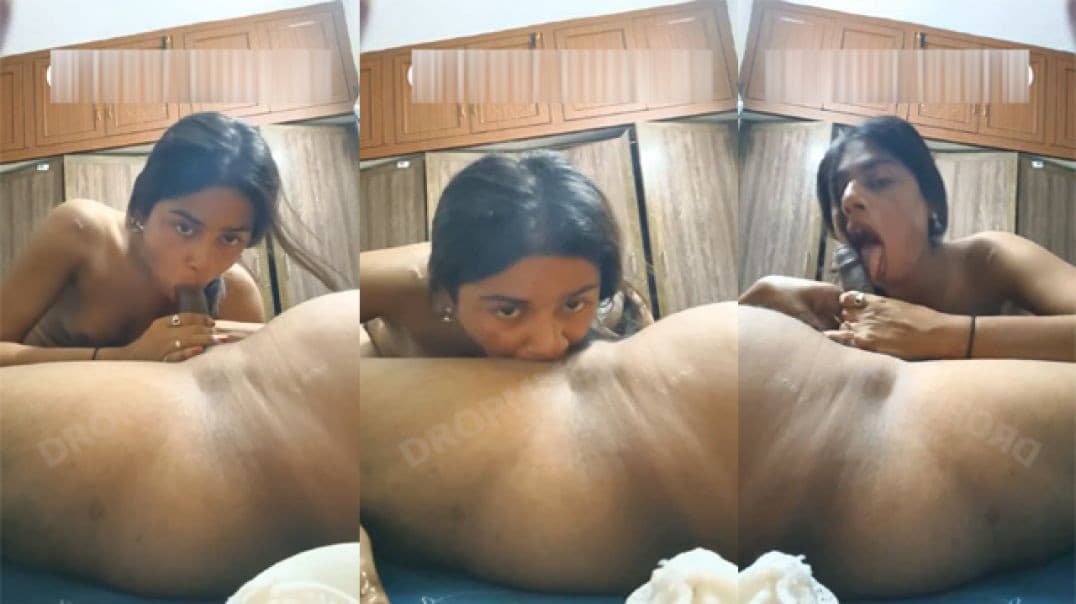 Sexy Tamil Shemale Jeevi Blowjob to Hubby MMS