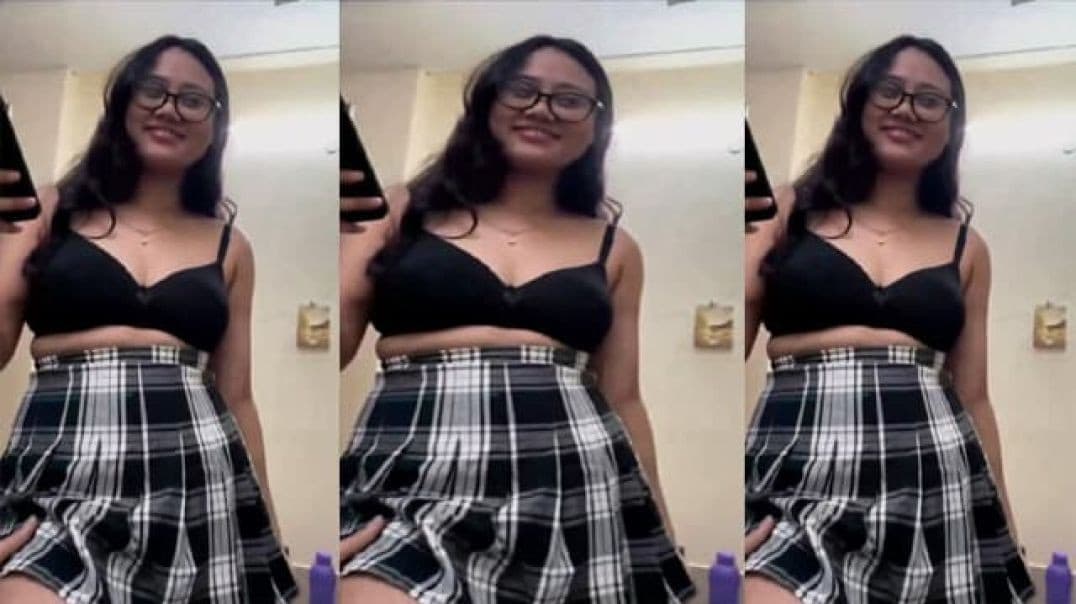 NRI Wife Sucking Dick and Hard Fucking MMS Video