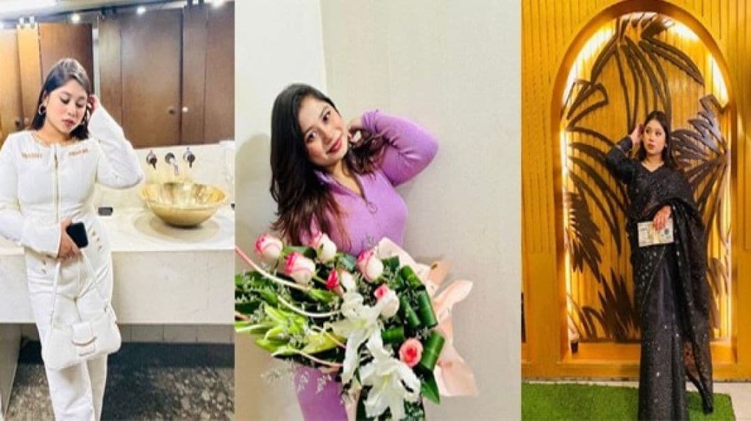 Horny Babe Showing And Fingering