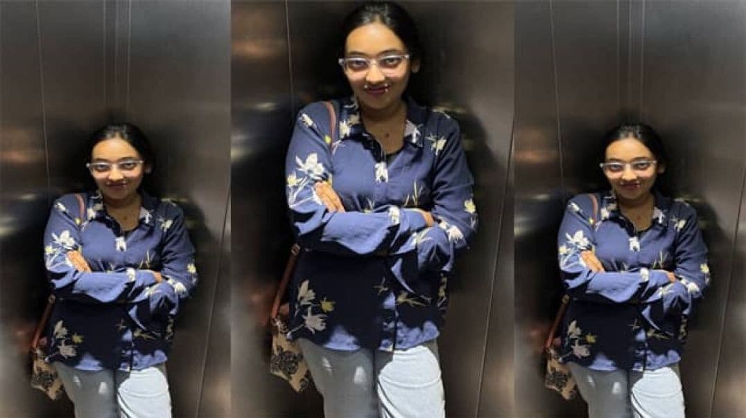 Horny Rich Indian Girlfriend Gives Blowjob and Gets Fucked Hard