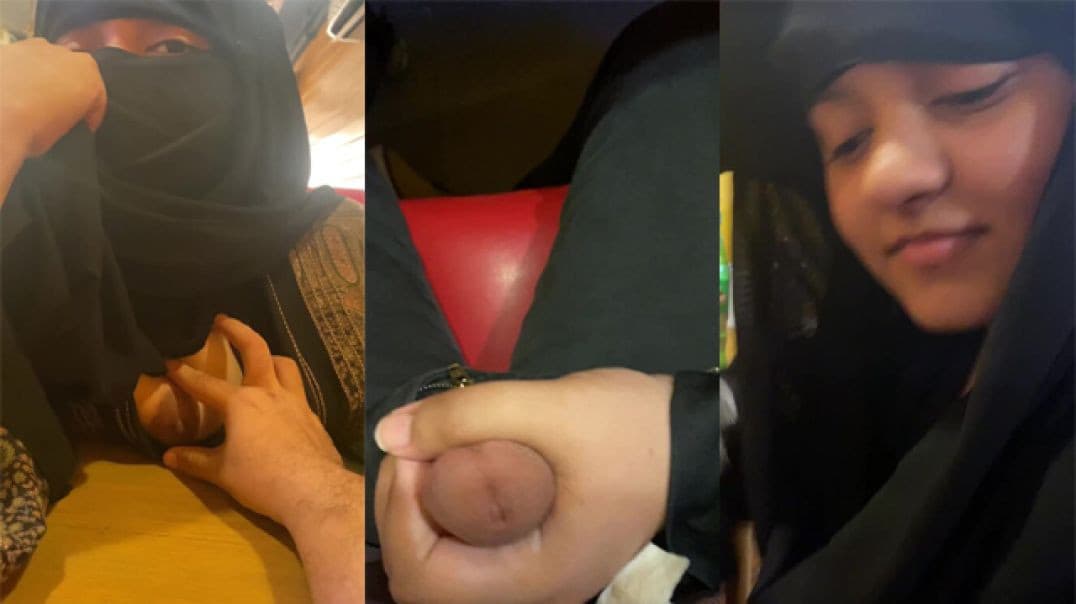 Restaurant Public Sex: Hot Girl Blowjob and Cumshot