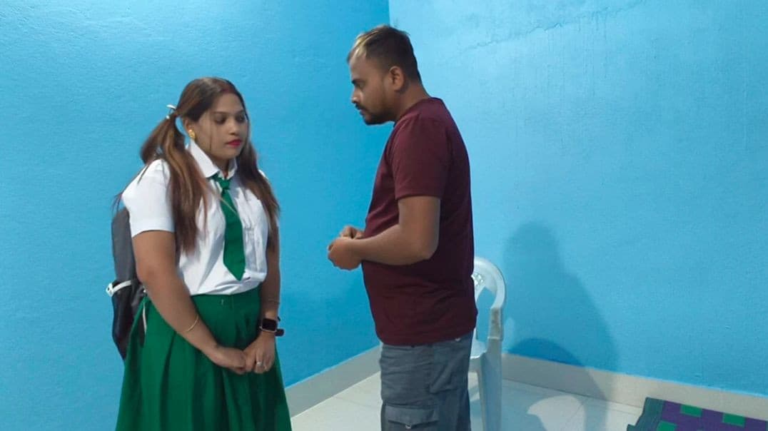 18 Years Virgin School Girl Fucked by Her Boyfriend