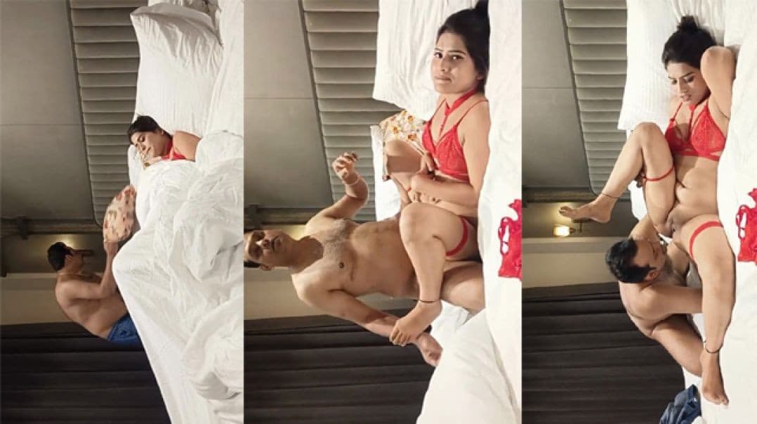 Desi Wife Getting Fucked In New Office Boss By Hotel