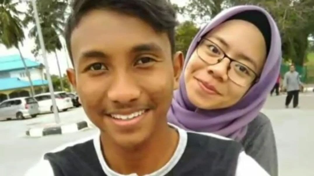 Ishqzade Couple Fucking in Car