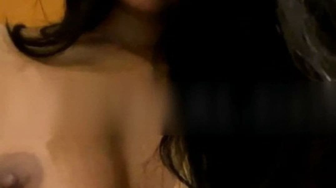 Poonam Pandey Shows Off Her Perfect Boobs