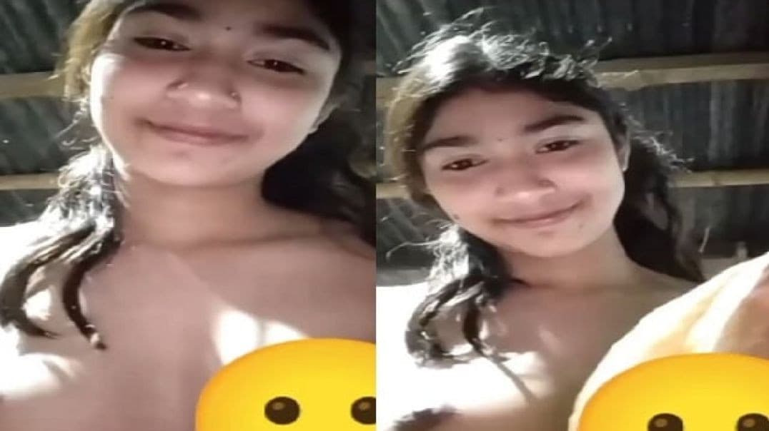 Bengali College Girl Goes Topless in Viral Live Video