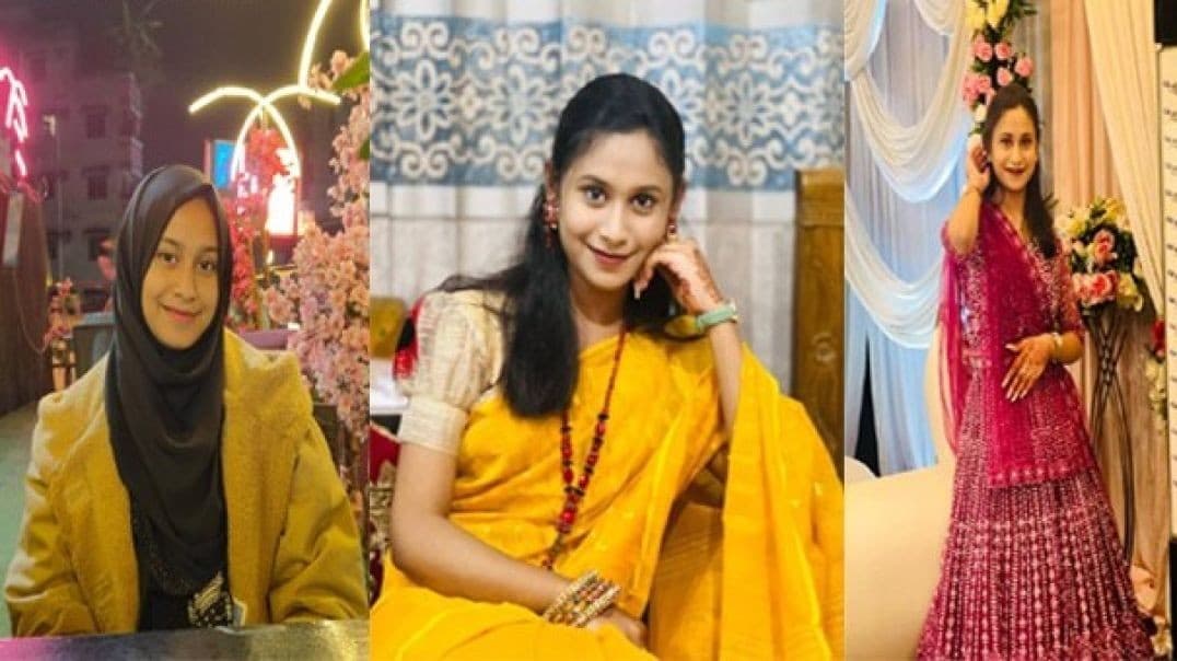 Cute Girlfriend Showing Boobs to Boyfriend