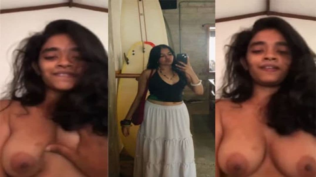 Horny Slim Girlfriend Gets Hard Fucked in OYO Room