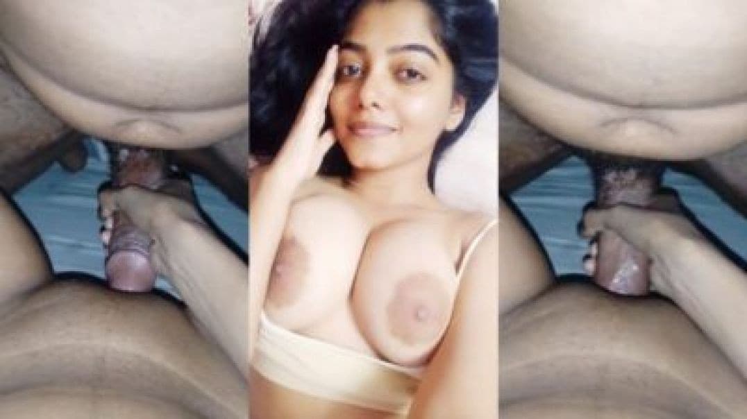Exclusive Desi Girlfriend Fucking Big Cock